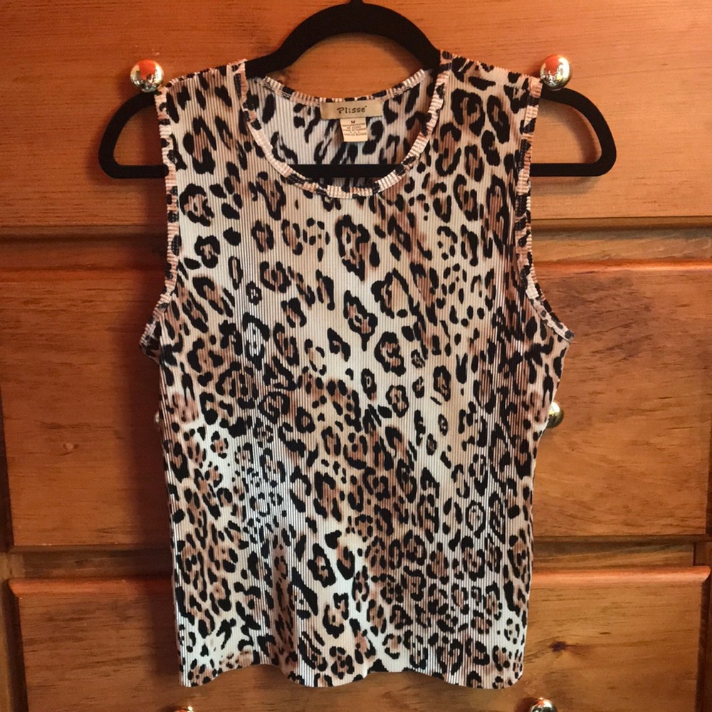 Leopard Tank